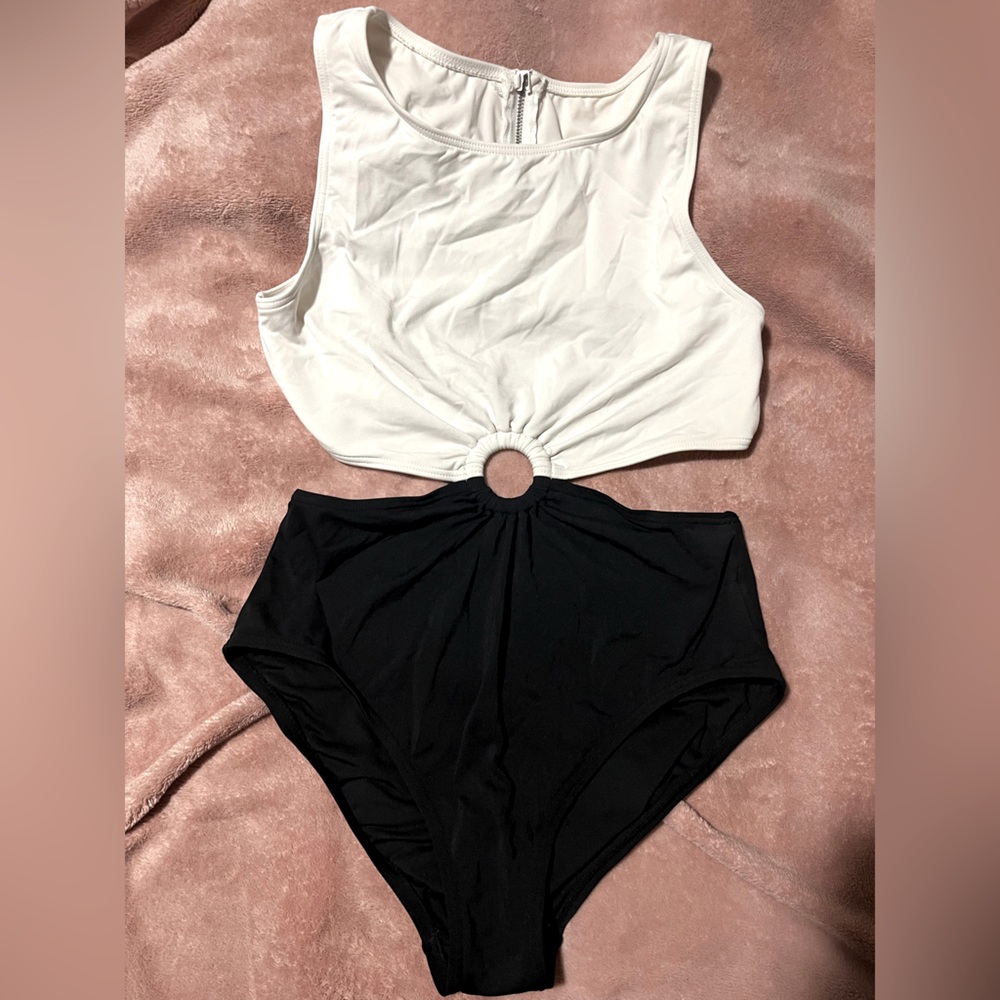 2 tone bathing suit.
